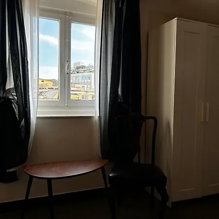 ゲストハウス Antica