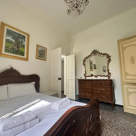 ゲストハウス Antica